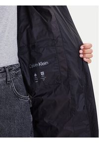 Calvin Klein Jeans Płaszcz zimowy Essential LV047D502G Czarny Regular Fit. Kolor: czarny. Materiał: syntetyk. Sezon: zima #6