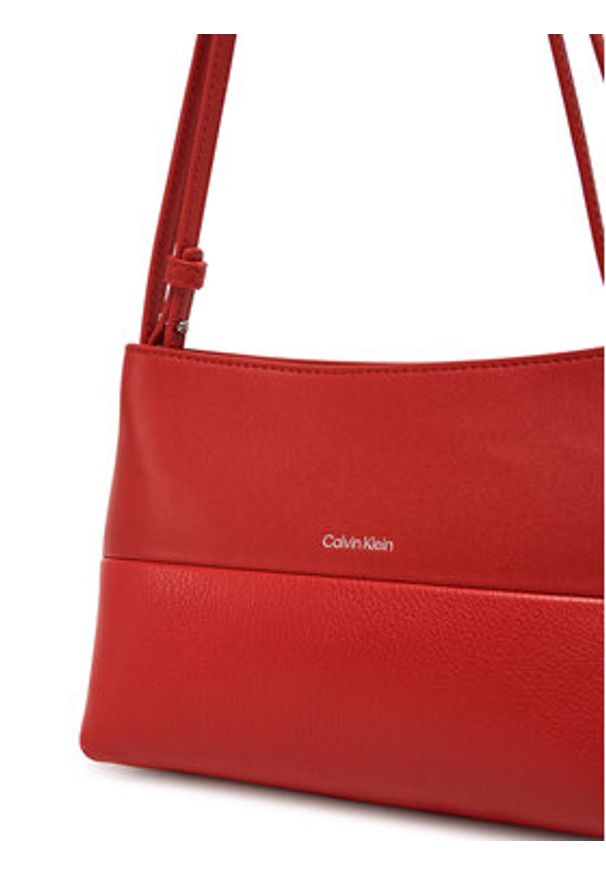 Calvin Klein Torebka Ck Mixmedia Convertible Sm Bag K60K613009 Czerwony. Kolor: czerwony. Materiał: skórzane