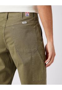 Wrangler - SPODNIE MĘSKIE WRANGLER CASEY UTILITY LONE TREE GREEN W1C550G38