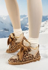 Born2be - Brązowe Sneakersy Vices w Stylu Śniegowców Ocieplane z Szerokim Sznurowaniem i Wzorem w Panterkę Rennith. Okazja: na spacer. Kolor: brązowy. Materiał: jeans, wełna. Wzór: motyw zwierzęcy. Sezon: jesień. Obcas: na płaskiej podeszwie. Sport: golf, turystyka piesza #1