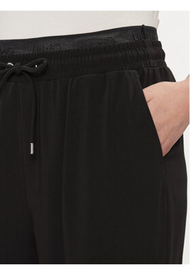 Liu Jo Spodnie materiałowe TA4059 T3784 Czarny Relaxed Fit. Kolor: czarny. Materiał: syntetyk