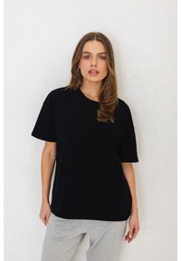 T-SHIRT ERICA CZARNY One size - Flawless. Kolor: czarny. Materiał: skóra, dresówka, bawełna, jeans, elastan