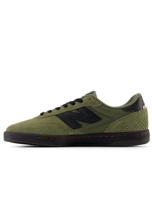 Buty męskie New Balance Numeric NM440NL2 – zielone. Kolor: zielony. Materiał: dresówka, skóra, guma, materiał, syntetyk. Szerokość cholewki: normalna. Sport: skateboard