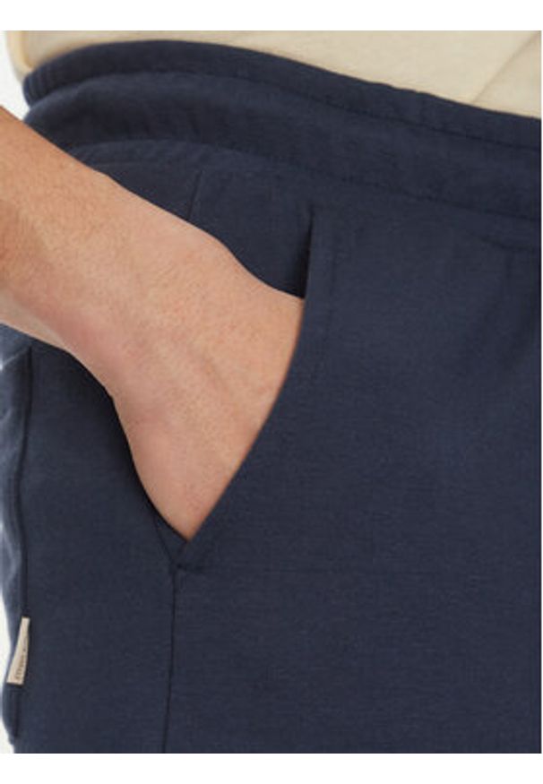 Blend Szorty sportowe 20718381 Granatowy Regular Fit. Kolor: niebieski. Materiał: syntetyk, bawełna. Styl: sportowy