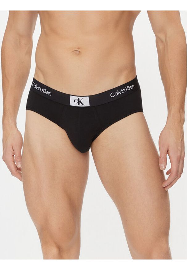 Calvin Klein Underwear Slipy 000NB3402A Czarny. Kolor: czarny. Materiał: bawełna