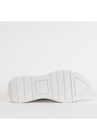 Sneakers'y damskie Armani Exchange (XDX039 XV311 00152). Kolor: biały