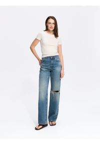 Reserved - T-shirt slim fit z modalem - kremowy. Kolor: kremowy. Materiał: bawełna, dzianina