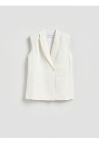 Reserved - Garniturowa kamizelka oversize - biały. Kolor: biały. Materiał: wiskoza, tkanina #1