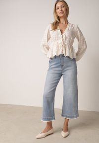 Born2be - Niebieskie Jeansy Kuloty z Bawełną o Szerokim Kroju z Wysokim Stanem i Perełkami Kharope. Okazja: na co dzień. Stan: podwyższony. Kolor: niebieski. Styl: casual, elegancki, boho #1