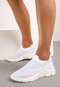 Born2be - Białe Buty Sportowe Wsuwane ze Skarpetkową Cholewką Tiamelina. Zapięcie: bez zapięcia. Kolor: biały. Szerokość cholewki: normalna