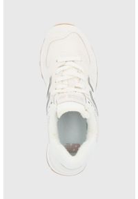 New Balance Buty zamszowe WL574LY2. Nosek buta: okrągły. Zapięcie: sznurówki. Kolor: beżowy. Materiał: zamsz. Model: New Balance 574 #5