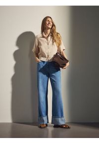 Reserved - Lniana koszula - beżowy. Kolor: beżowy. Materiał: len