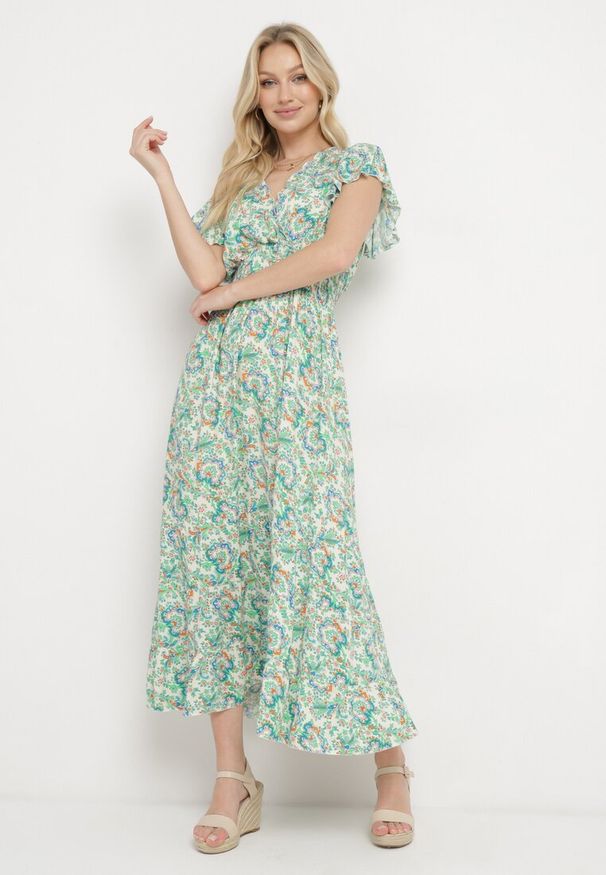 Born2be - Jasnozielona Sukienka z Bawełny w Ornamentalny Wzór z Gumką w Pasie i Falbankami Fioralas. Typ kołnierza: kołnierz z falbankami. Kolor: zielony. Materiał: bawełna