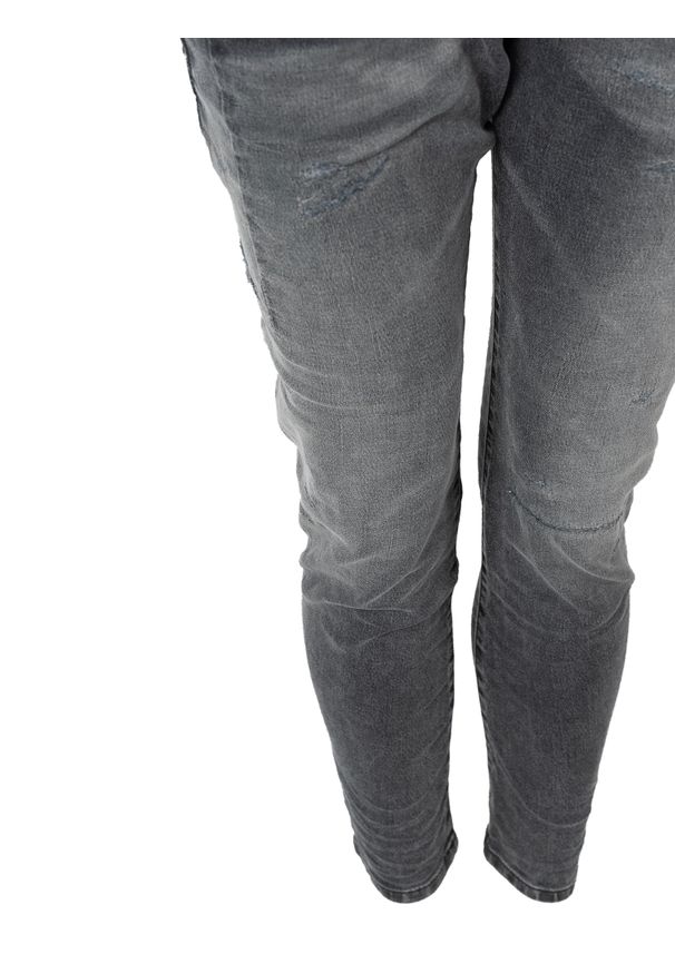 Diesel Jeansy "D-Fayza"" | 00SYIP-068CL | Kobieta | Niebieski. Okazja: na co dzień. Kolor: niebieski. Styl: sportowy, klasyczny, elegancki, casual