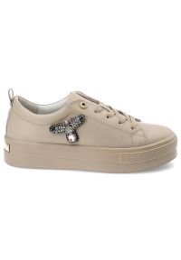 Beżowe Sneakersy Filippo Modne Obuwie Damskie. Okazja: na co dzień. Kolor: beżowy. Materiał: guma, jeans, materiał, skóra. Wzór: aplikacja #2