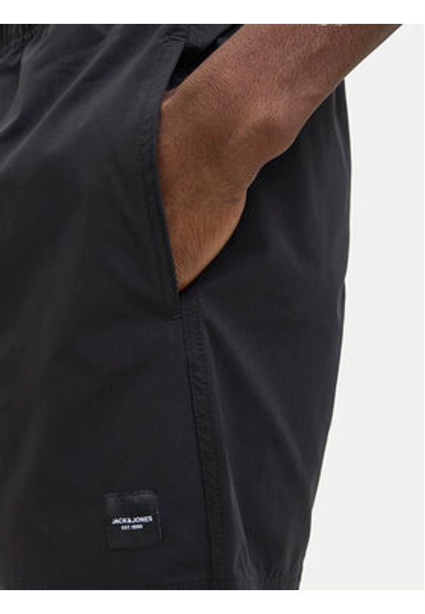 Jack & Jones - Jack&Jones Szorty kąpielowe Maui 12272949 Czarny Regular Fit. Kolor: czarny. Materiał: syntetyk