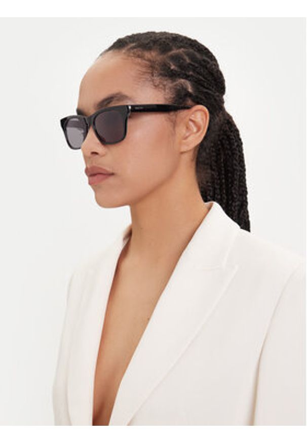Barbour Okulary przeciwsłoneczne BA8100C1 Czarny. Kolor: czarny