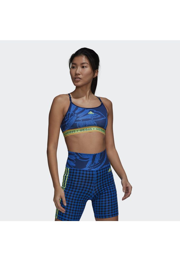 Adidas - Damski biustonosz typu light support adidas FARM Rio. Kolor: wielokolorowy, niebieski, żółty. Sport: fitness
