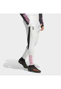 Spodnie do piłki nożnej męskie Adidas Juventus Tiro 23 Training Pants. Kolor: biały. Materiał: dresówka, materiał #1