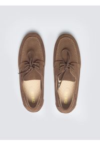 Big-Star - Mokasyny damskie ze skóry naturalnej zamszowej jasnobrązowe TT274202 802. Okazja: na co dzień. Nosek buta: okrągły. Zapięcie: bez zapięcia. Kolor: brązowy. Materiał: zamsz, skóra. Styl: casual, elegancki, klasyczny #3