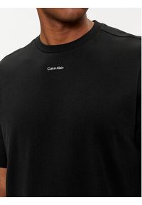 Calvin Klein T-Shirt Nano Logo K10K112487 Czarny Regular Fit. Kolor: czarny. Materiał: bawełna #5