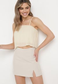 Born2be - Jasnobeżowe Szorty Typu Spódnica Zapinane na Suwak z Wysokim Stanem Efimar. Okazja: do pracy, na co dzień. Stan: podwyższony. Kolor: beżowy. Styl: casual #4