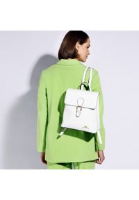 Wittchen - Damski plecak skórzany dwukomorowy prosty. Kolor: biały. Materiał: skóra. Wzór: aplikacja #2