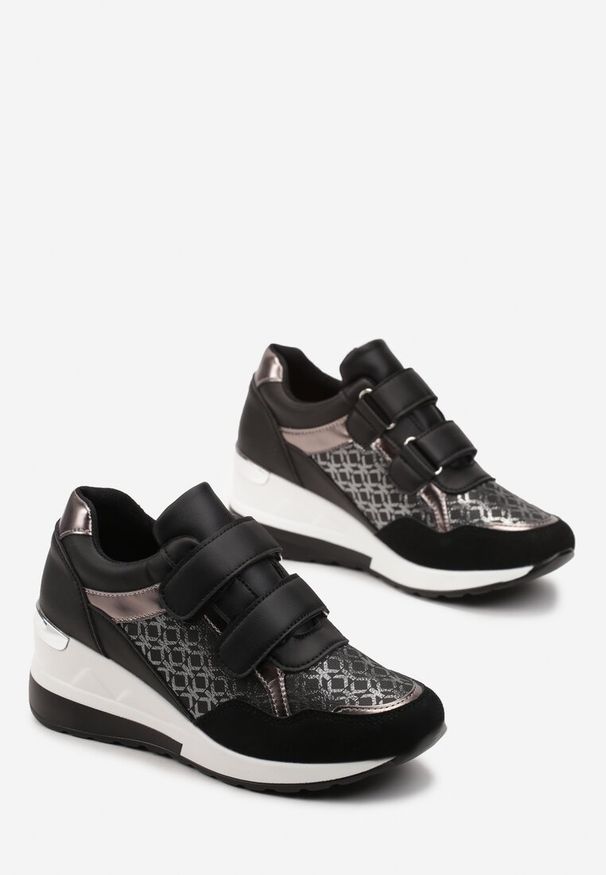 Renee - Czarne Sneakersy na Niewysokiej Koturnie na Rzepy Portha. Zapięcie: rzepy. Kolor: czarny. Obcas: na koturnie