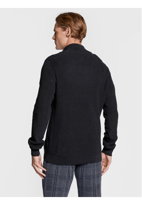 Blend Sweter 20714337 Czarny Regular Fit. Kolor: czarny. Materiał: bawełna