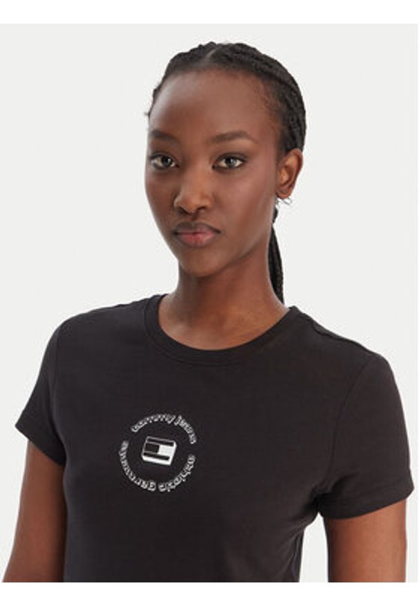 Tommy Jeans T-Shirt DW0DW22273 Czarny Slim Fit. Kolor: czarny. Materiał: bawełna