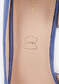 Born2be - Niebieskie Szpilki Vices ze Skórzaną Wkładką i Wycięciem z Boku Olialira. Okazja: na co dzień. Nosek buta: szpiczasty. Kolor: niebieski. Materiał: skóra. Obcas: na szpilce. Styl: wizytowy, casual, elegancki. Wysokość obcasa: średni #9