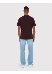 Only & Sons T-Shirt Roy 22022531 Bordowy Regular Fit. Kolor: czerwony. Materiał: bawełna #3