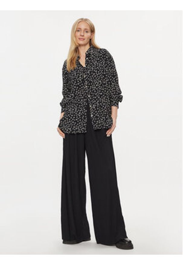 Tommy Jeans Koszula Ditsy DW0DW17346 Czarny Oversize. Kolor: czarny. Materiał: wiskoza