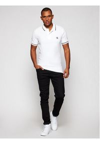 Calvin Klein Jeans Polo J30J315603 Biały Slim Fit. Typ kołnierza: polo. Kolor: biały. Materiał: bawełna #5