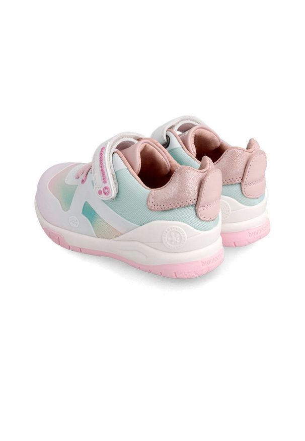 Biomecanics buty dziecięce. Materiał: guma