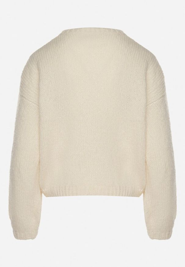Born2be - Beżowy Sweter o Prostym Kroju z Ozdobną Aplikacją w Kształcie Kwiatów z Perełkami Heditana. Okazja: na spotkanie biznesowe, na co dzień, do pracy. Kolor: beżowy. Materiał: jeans. Długość rękawa: długi rękaw. Długość: długie. Wzór: kwiaty, aplikacja. Styl: biznesowy, klasyczny, casual