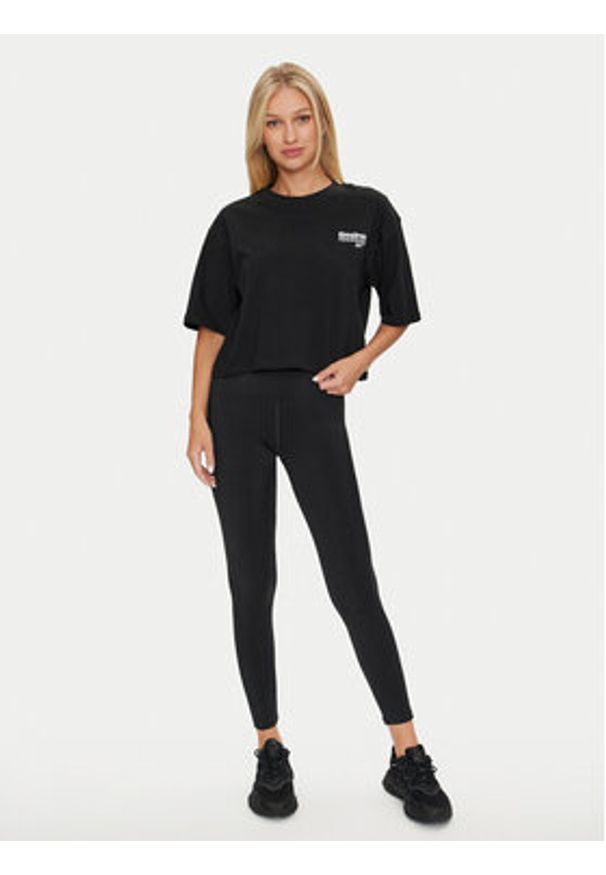 Reebok T-Shirt Rie Tee 100075953 Czarny Regular Fit. Kolor: czarny. Materiał: bawełna