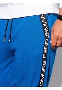 Ombre Clothing - Spodnie męskie dresowe joggery P899 - niebieskie - XL. Kolor: niebieski. Materiał: dresówka. Wzór: nadruk, aplikacja #6
