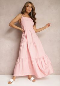 Renee - Różowa Sukienka o Rozkloszowanym Fasonie Wiązana i Wykończona Gumką z Tyłu Hililena. Okazja: na co dzień. Kolor: różowy. Styl: elegancki, casual #4
