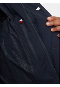 Hechter Paris Kurtka puchowa 50168 142205 Granatowy Regular Fit. Kolor: niebieski. Materiał: syntetyk