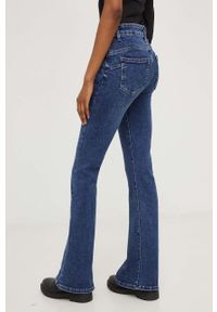 Answear Lab jeansy damskie high waist. Stan: podwyższony. Kolor: niebieski. Styl: wakacyjny #2