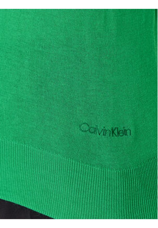 Calvin Klein Sweter LV044A307G Zielony Regular Fit. Kolor: zielony. Materiał: wiskoza