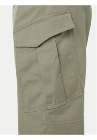 G-Star RAW - G-Star Raw Spodnie materiałowe D29512-5126 Zielony Straight Fit. Kolor: zielony. Materiał: bawełna #5