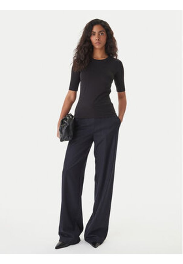 Hugo - HUGO T-Shirt Darnelia 50515019 Czarny Slim Fit. Kolor: czarny. Materiał: bawełna