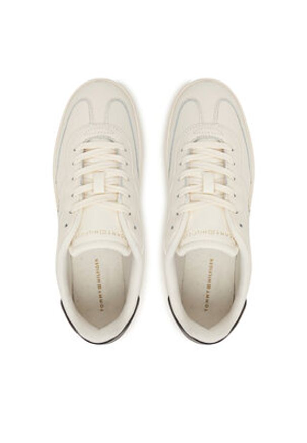 TOMMY HILFIGER - Tommy Hilfiger Sneakersy Heritage Shiny FW0FW08823 Biały. Kolor: biały. Materiał: skóra