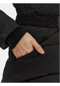 Guess Płaszcz zimowy Seline W4BL58 WGL72 Czarny Regular Fit. Kolor: czarny. Materiał: syntetyk. Sezon: zima