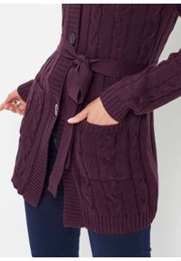 Długi sweter rozpinany bonprix czarny bez. Kolor: fioletowy. Długość: długie #4