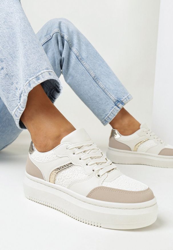 Born2be - Beżowe Sznurowane Sneakersy na Płaskiej Grubej Podeszwie z Metalicznymi Wstawkami Neradel. Kolor: beżowy. Materiał: materiał. Obcas: na płaskiej podeszwie