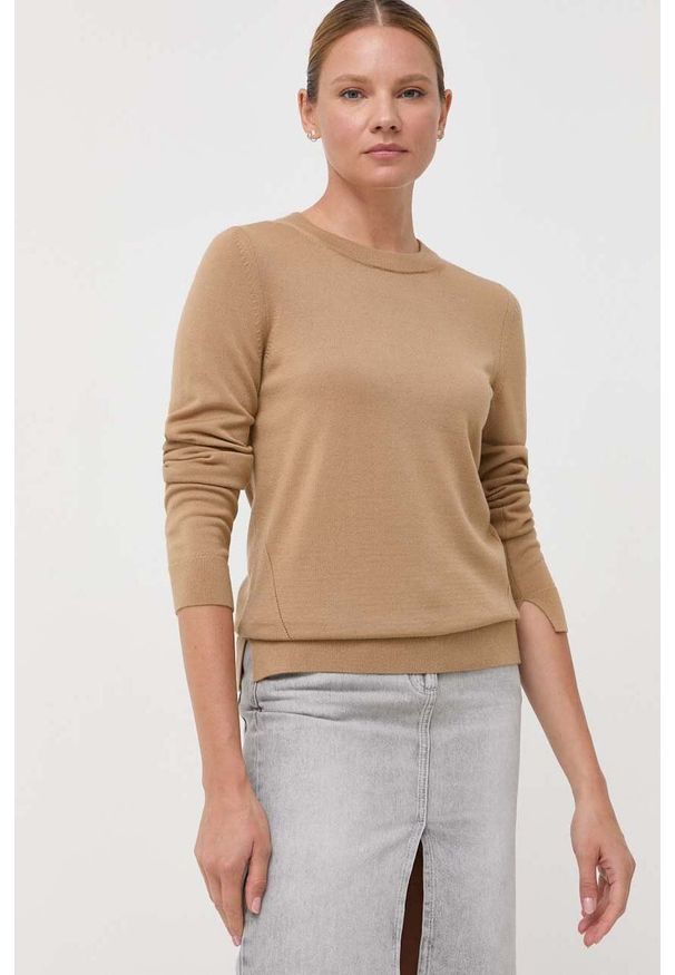 BOSS sweter wełniany damski kolor beżowy lekki. Kolor: beżowy. Materiał: wełna. Wzór: gładki. Styl: klasyczny