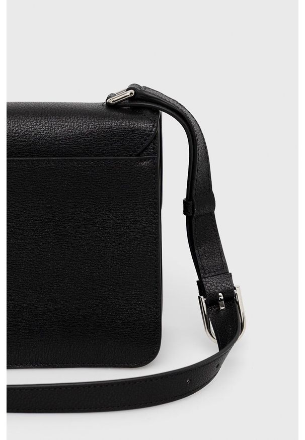 Furla torebka skórzana kolor czarny. Kolor: czarny. Materiał: skórzane. Rodzaj torebki: na ramię